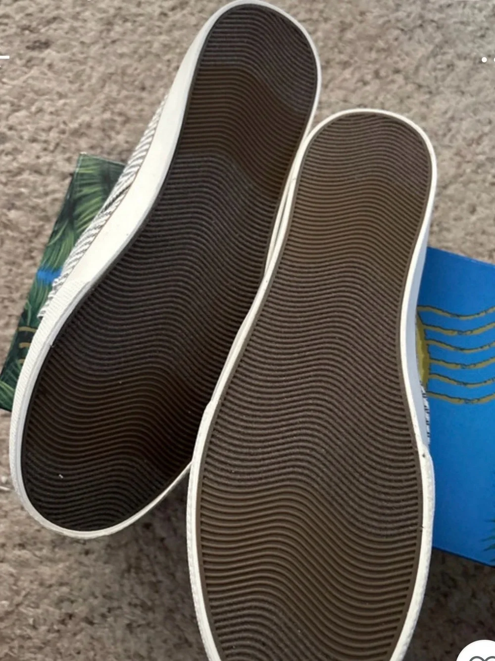 Margaritaville striped slip